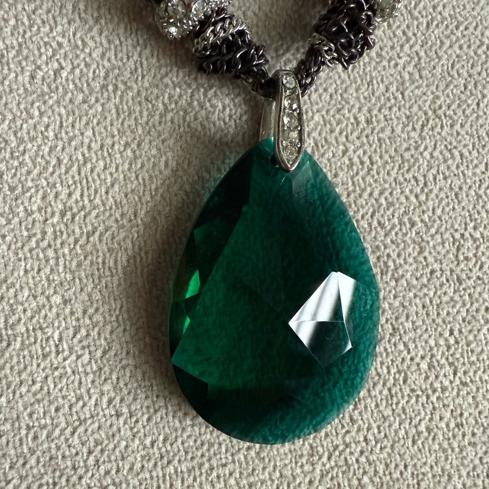LOFT Dark Green Teardrop Pendant Necklace – Gunmetal Chain - Picture 3 of 12